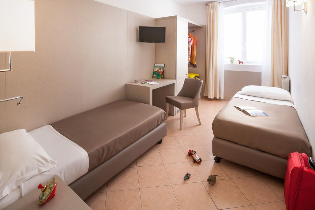 Hotel Vesuvio Rapallo Ngoại thất bức ảnh